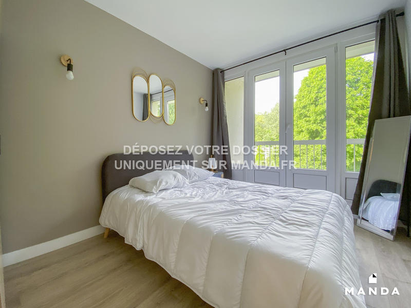 Chambre - 12 m² - 4 pièces