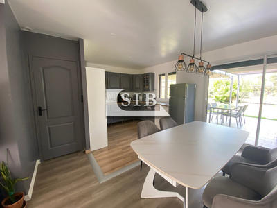 Maison - 98 m² - 6 pièces