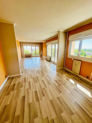 Appartement - 86 m² - 4 pièces