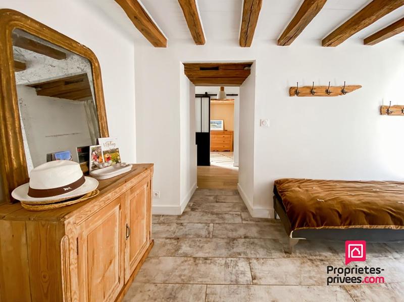 Maison - 240 m² - 9 pièces