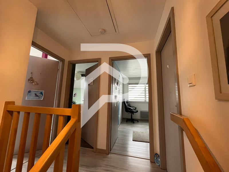 Appartement - 92 m² - 4 pièces