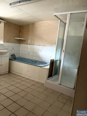 Maison - 95 m² - 6 pièces