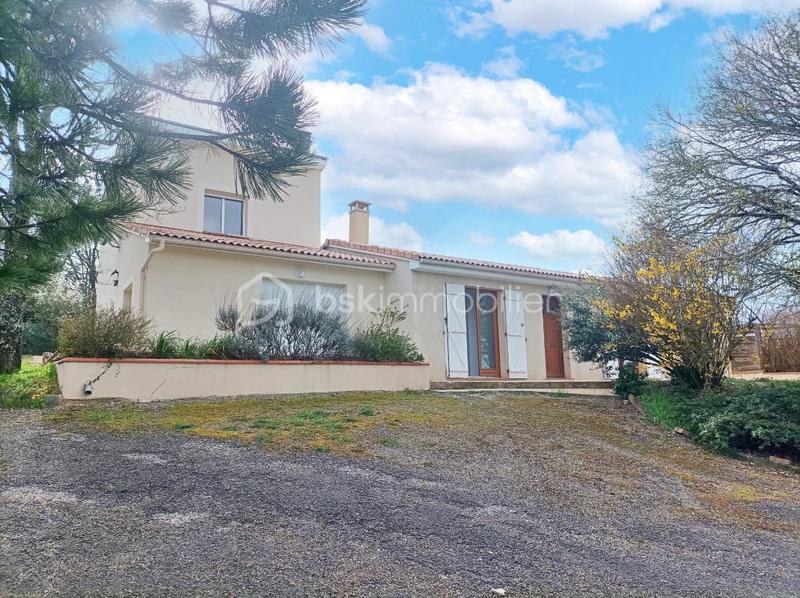 Maison traditionnelle - 136 m² - 5 pièces