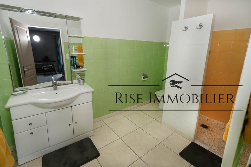 Maison - 121 m² - 5 pièces