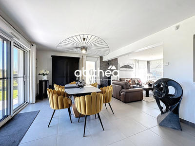 Maison - 172 m² - 6 pièces