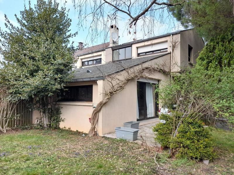 Maison - 155 m² - 6 pièces