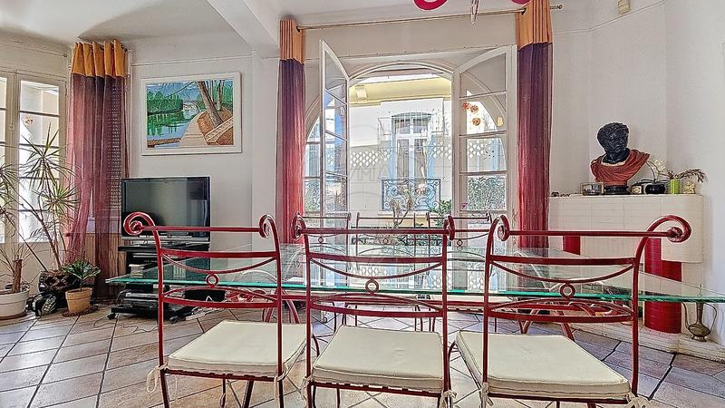 Maison de ville - 170 m² - 7 pièces