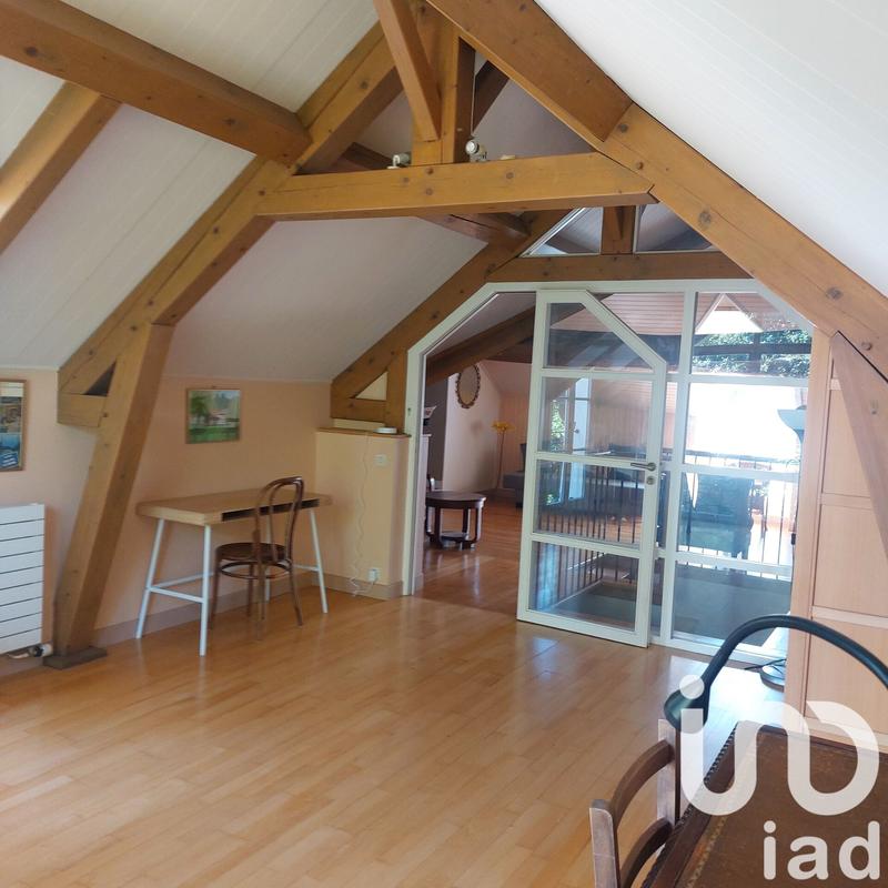 Maison - 215 m² - 8 pièces