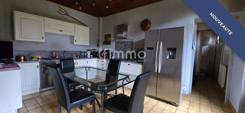 Maison - 217 m² - 9 pièces