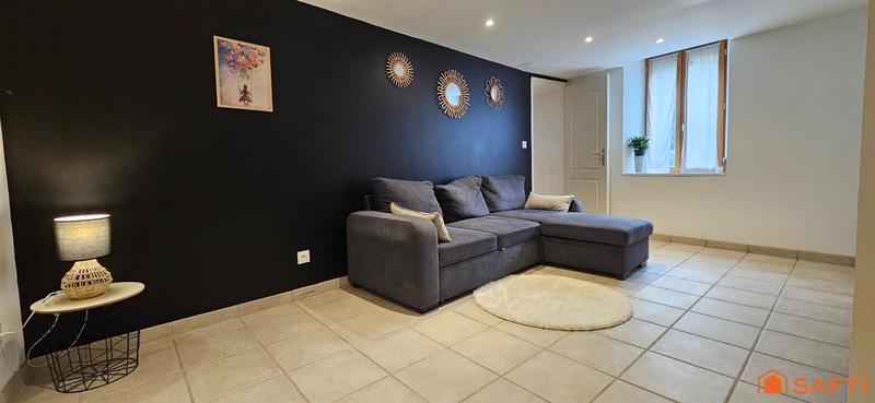 Maison - 90 m² - 5 pièces