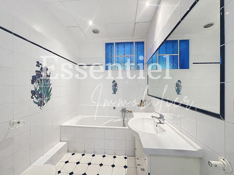 Appartement - 106 m² - 3 pièces