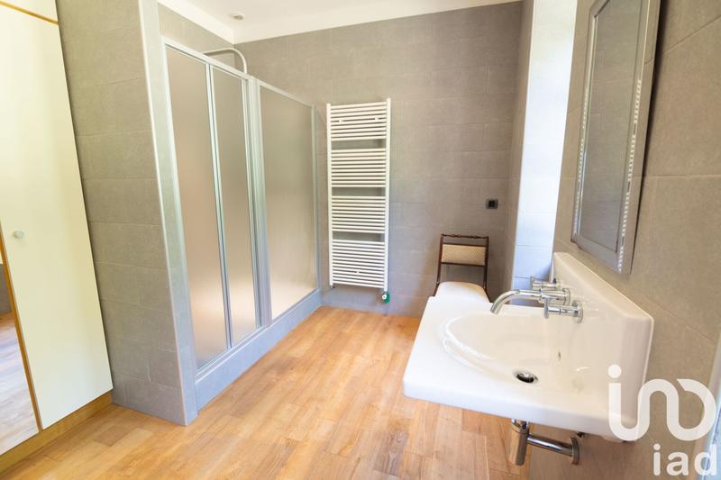 Maison - 405 m² - 12 pièces