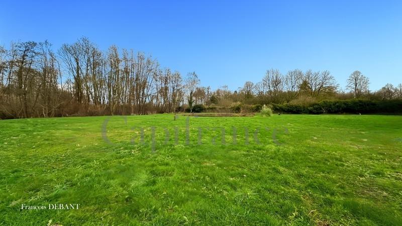 Terrain de loisirs - 8 000 m²