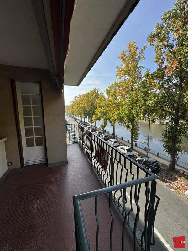 Appartement - 105 m² - 4 pièces