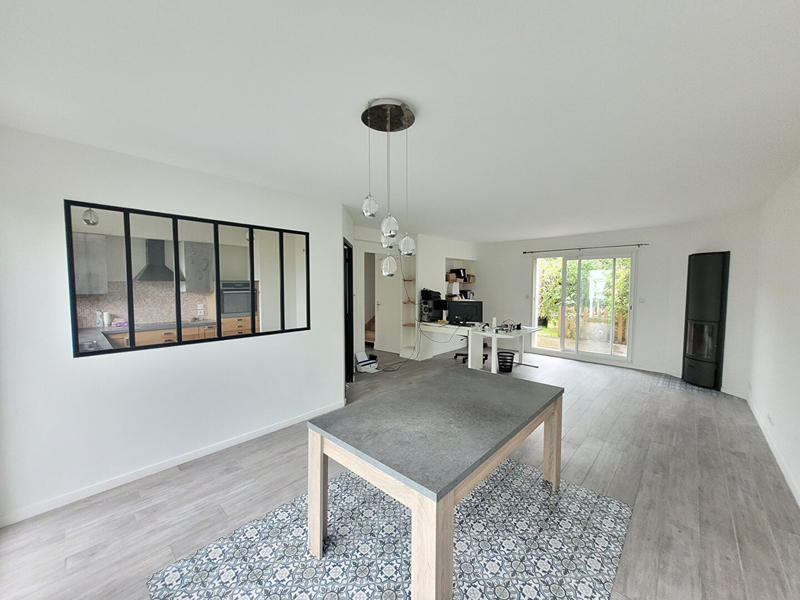 Maison - 159 m² - 7 pièces