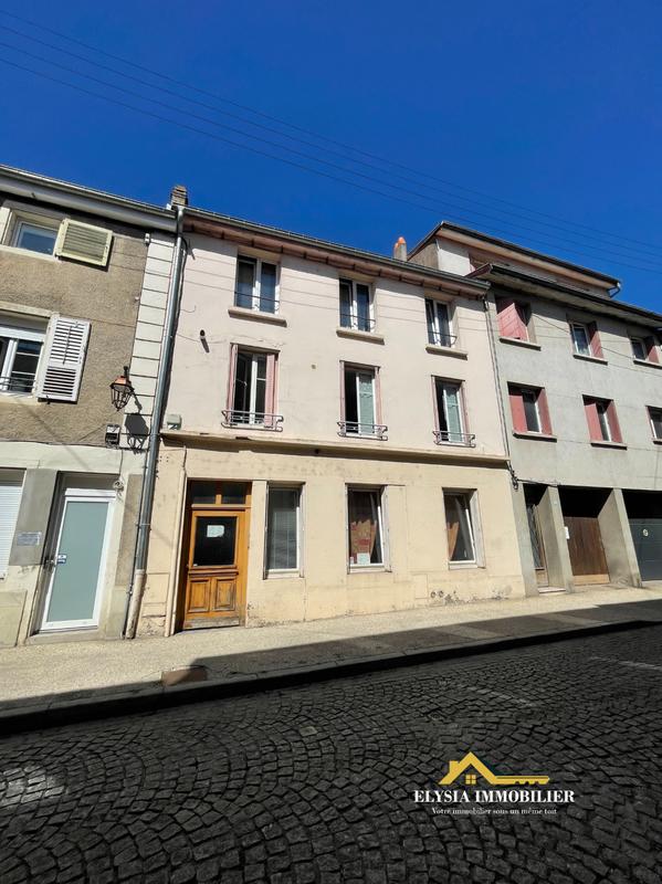 Appartement - 100 m² - 4 pièces