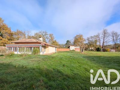 Maison - 99 m² - 3 pièces