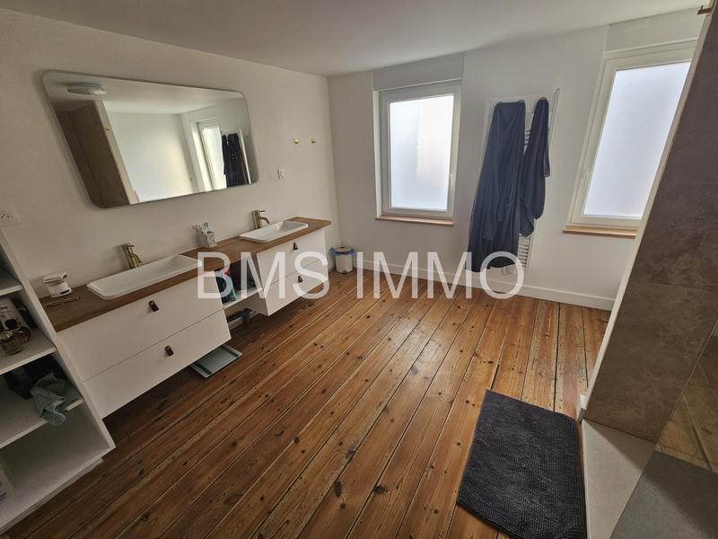 Maison - 120 m² - 4 pièces