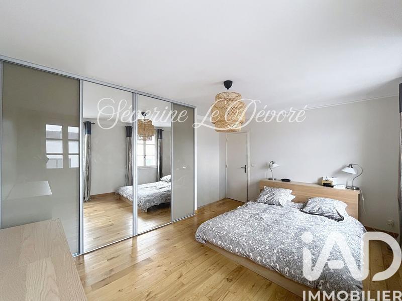 Maison - 131 m² - 8 pièces