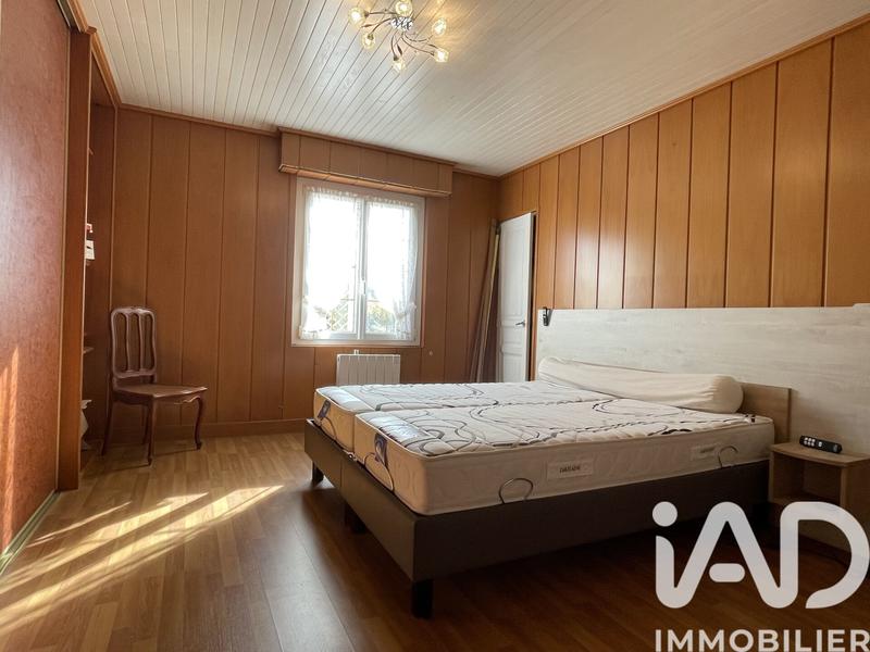 Maison - 184 m² - 7 pièces