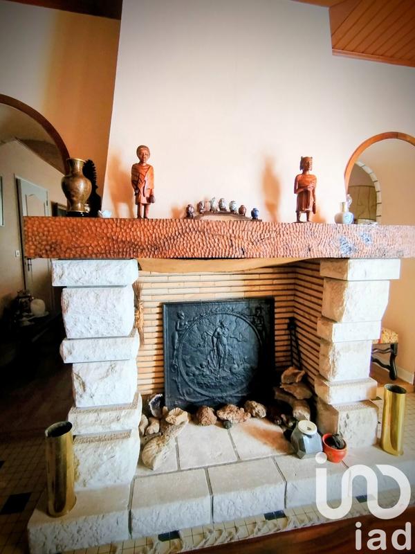 Maison - 204 m² - 5 pièces