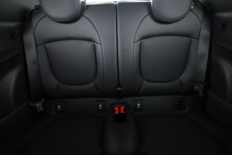 Mini Cabrio Mini Cabriolet Cooper Edition Camden Bv6 136 ch