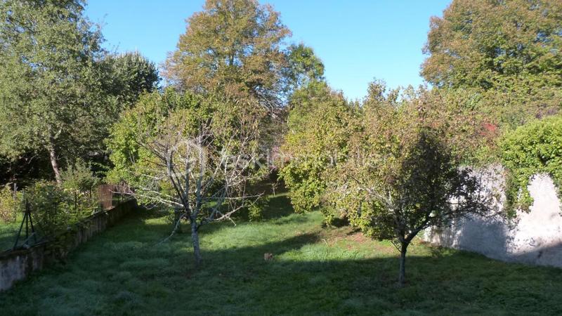 Maison en pierre - 261 m² - 8 pièces