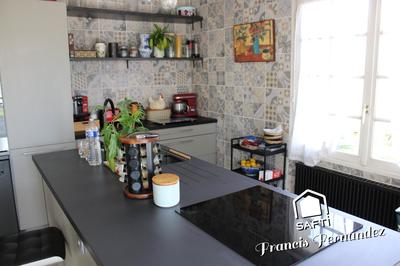 Maison - 159 m² - 6 pièces