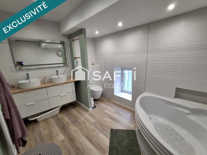 Maison - 203 m² - 6 pièces