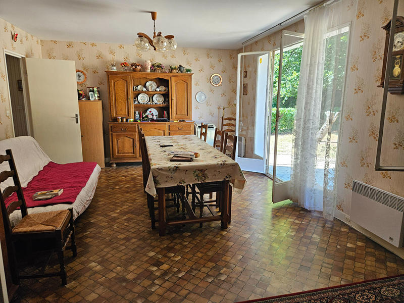 Maison - 94 m² - 6 pièces