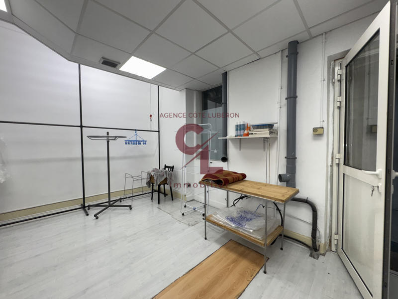 Maison - 270 m² - 6 pièces