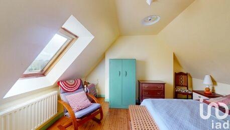 Maison - 180 m² - 11 pièces