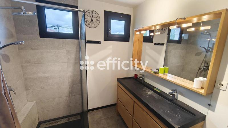 Villa - 183 m² - 7 pièces