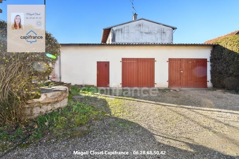 Maison de village - 217 m² - 10 pièces