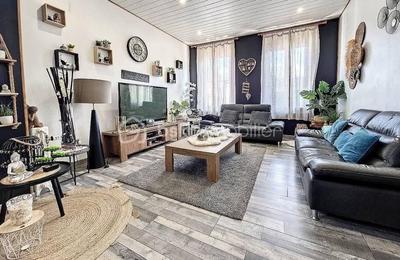 Maison de ville - 215 m² - 8 pièces