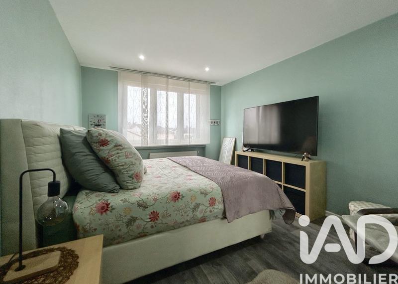 Maison - 260 m² - 10 pièces