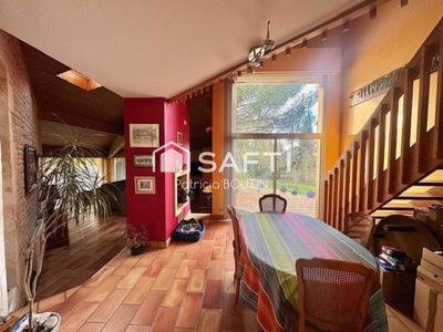 Maison - 138 m² - 6 pièces