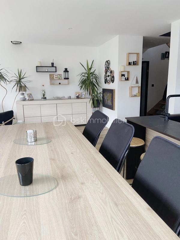 Maison - 125 m² - 6 pièces