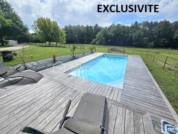 Corps de ferme - 379 m² - 10 pièces