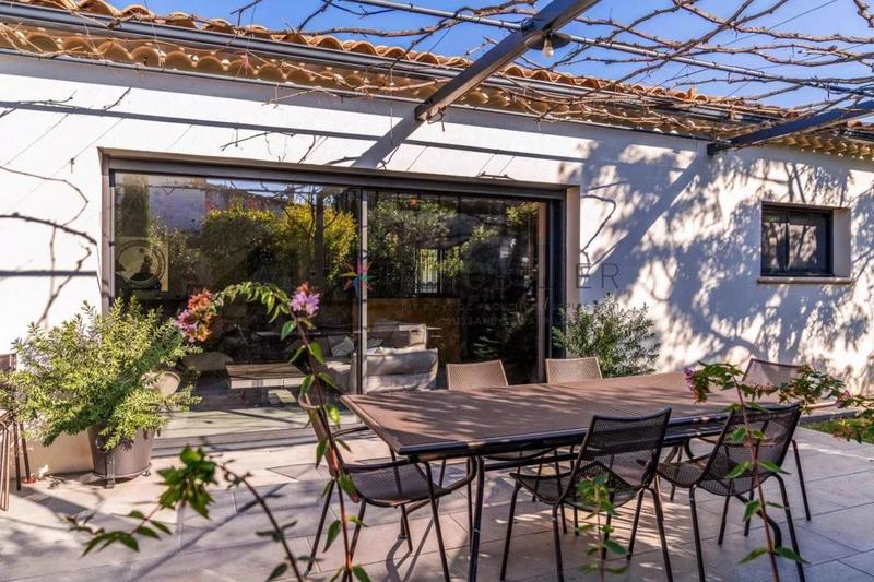 Maison - 158 m² - 4 pièces