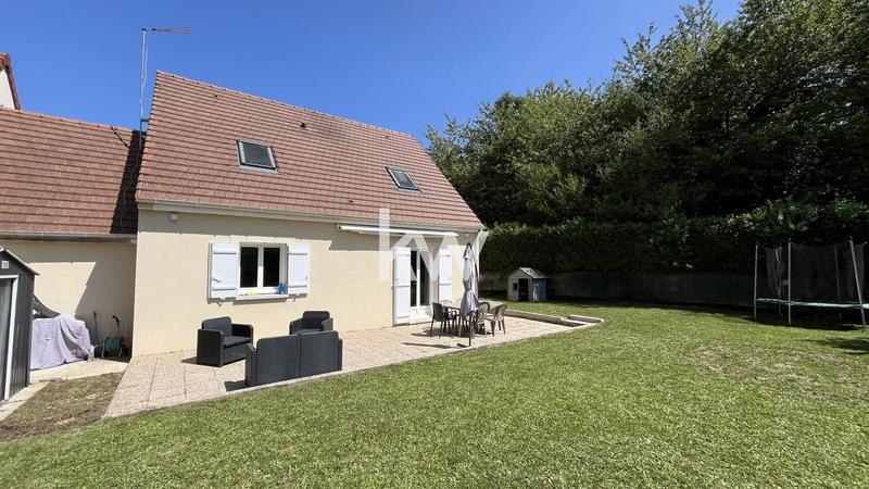 Maison - 110 m² - 6 pièces