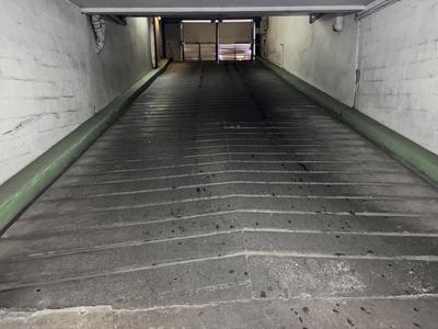 Parking / Garage - 12 m²