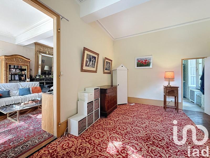 Château - 330 m² - 11 pièces