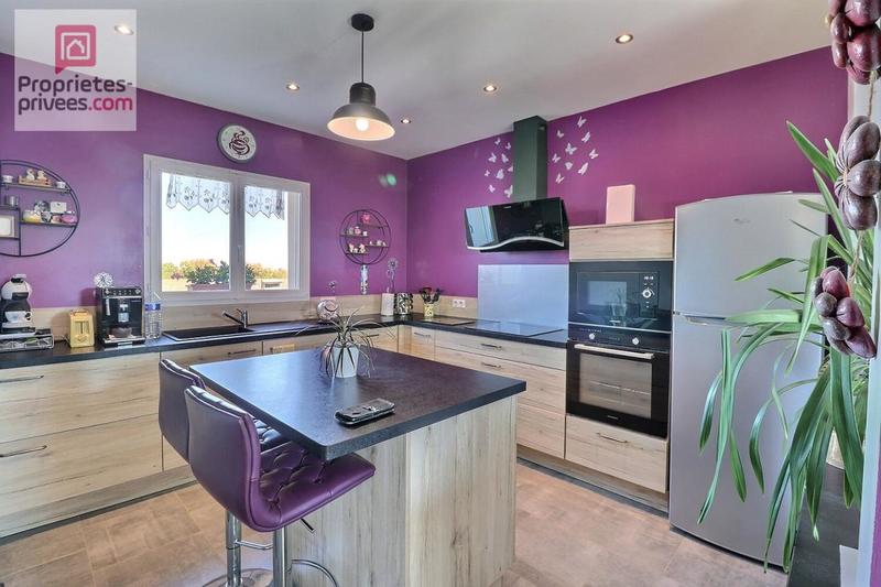 Maison - 157 m² - 8 pièces