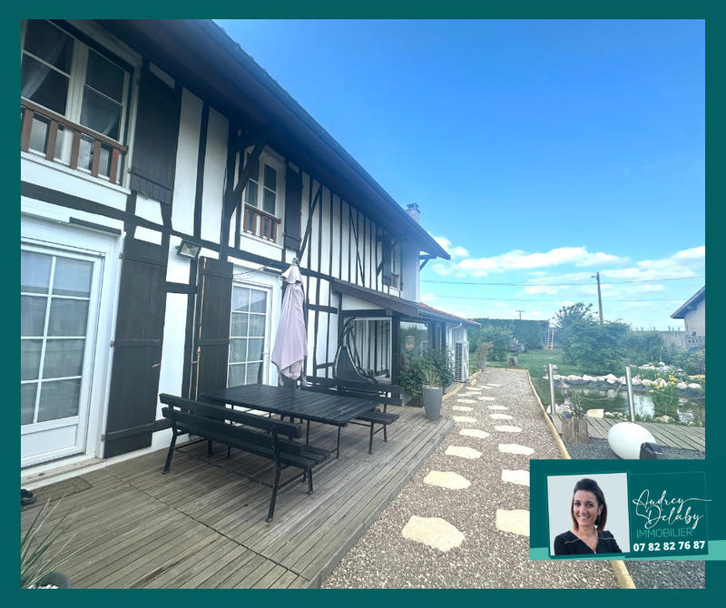 Maison - 203 m² - 8 pièces