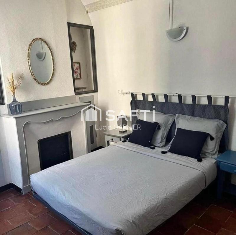 Maison - 300 m² - 13 pièces