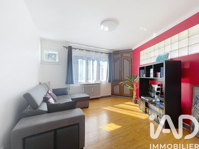 Maison - 272 m² - 11 pièces