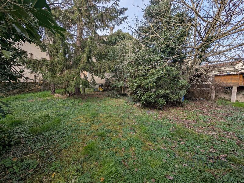 Maison - 180 m² - 7 pièces