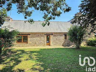 Maison - 211 m² - 8 pièces