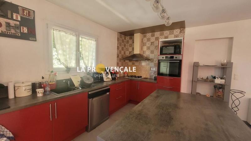 Maison - 105 m² - 4 pièces